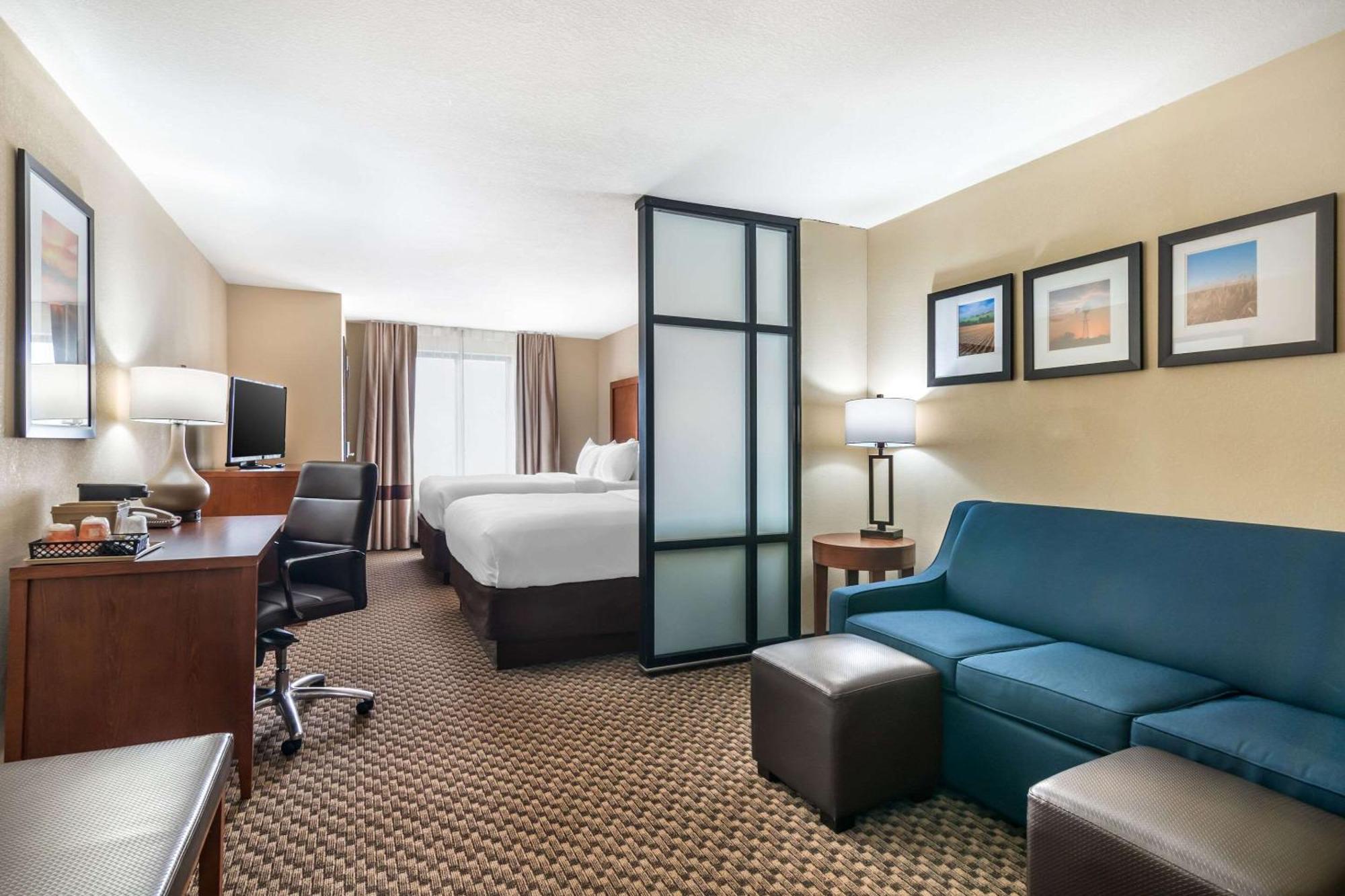 Comfort Hotel 3*